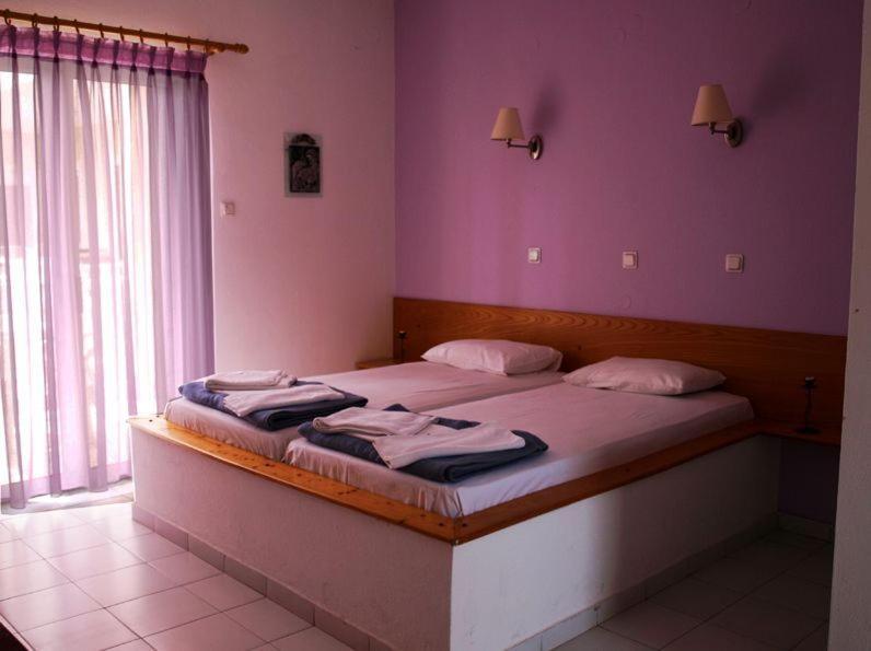 Amarilia Aparthotel Skala Rachoni  Room photo